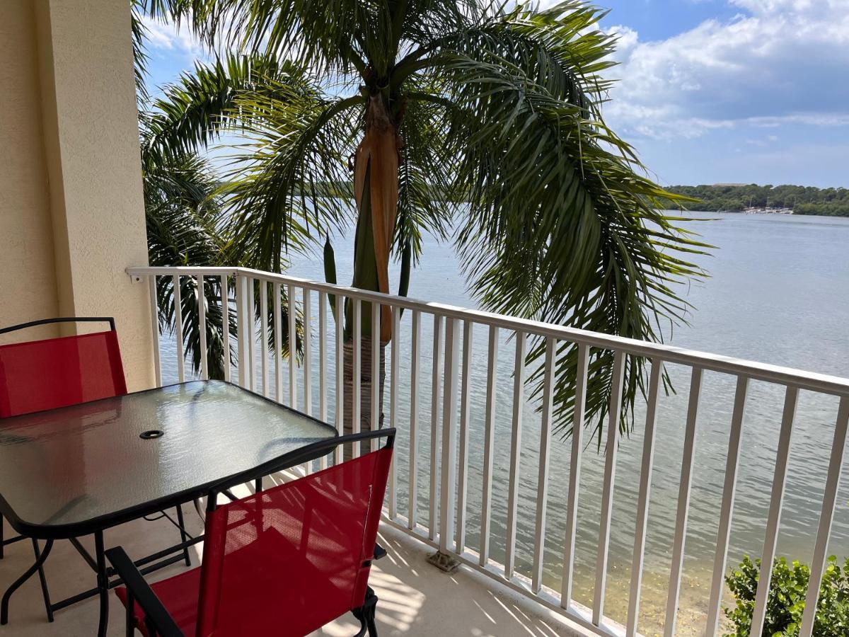 Oceanfront Luxury Condo! Mins To Beach! Rum Bar Next Door! St. Petersburg Eksteriør bilde